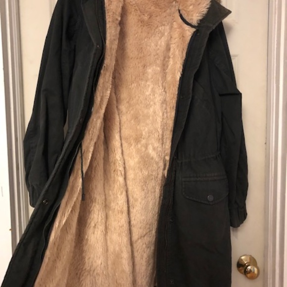 Stefanel Army Green Parka with Fur Insert - Picture 6 of 7